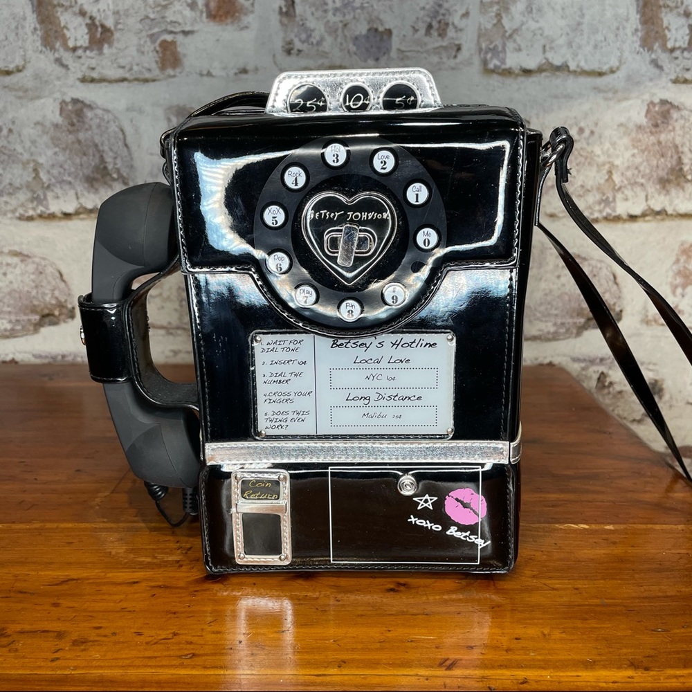COPY - Betsey Johnson Phone Crossbody